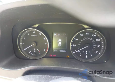 2018 Hyundai Elantra Sel z USA, uszkodzony, nr VIN 5NPD84LF5JH297420